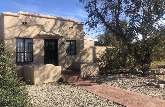 Historic Adobe One-Bedroom House Near University