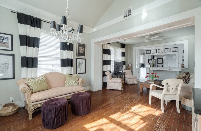 Historic Bungalow in Heart of OKC’s Best Districts