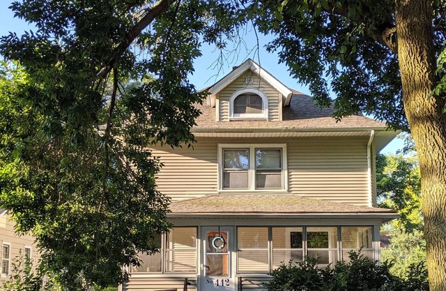 Historic charm★Family friendly★Walk to Metra★Patio