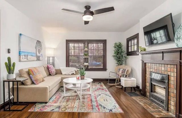 Historic Condo Downtown Victorian Village , Walk to Short North, OSU, Nationwide