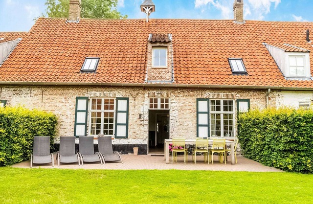 Historic Farmhouse middle of polder landscape