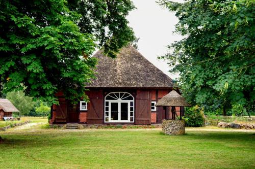 Historic Farmhouse Near The Schaalsee Lake