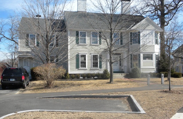 Historic Fifer Davis House Circa 1760. Private Room. Private Entrance