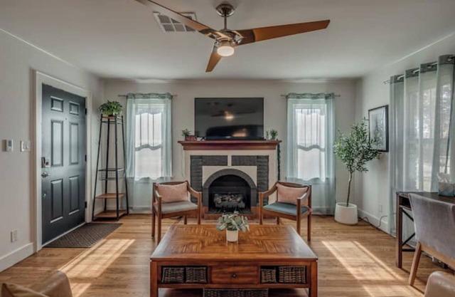 Historic Linwood Charmer