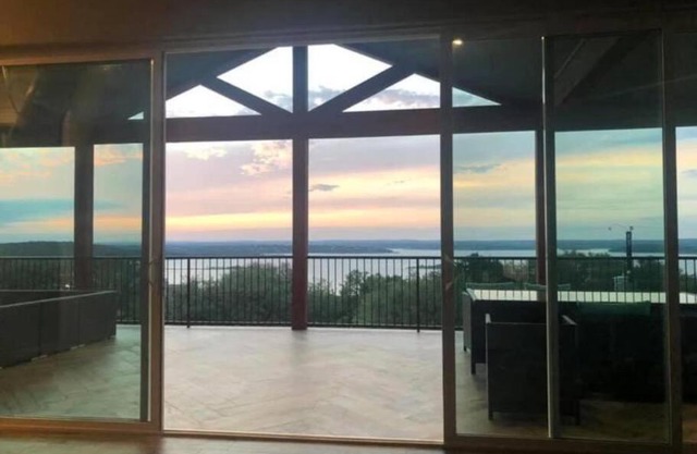 Hm w/IslandView-Boat & GolfCart rental Available!