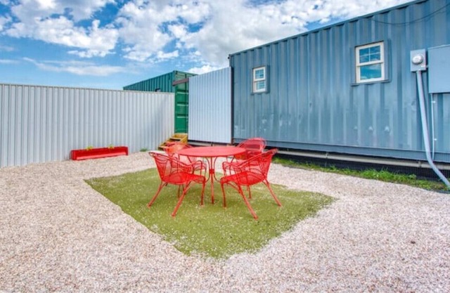 Hockley Creek Colorful Home #2