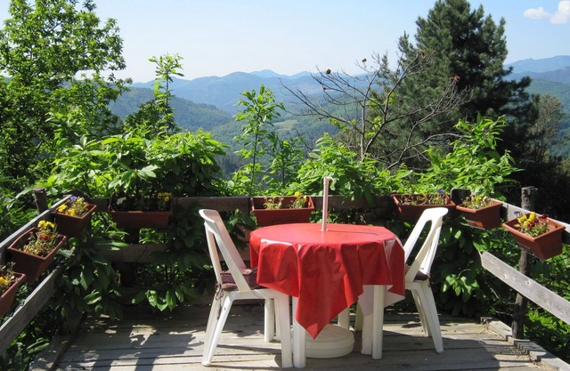 Holiday Home in Saint Germain de Calberte with Garden