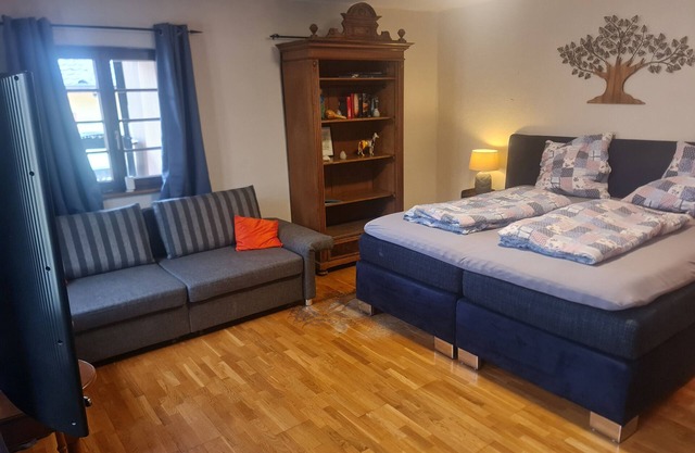 Holiday Apartment 'Merlot' with Private Terrace and Balcony