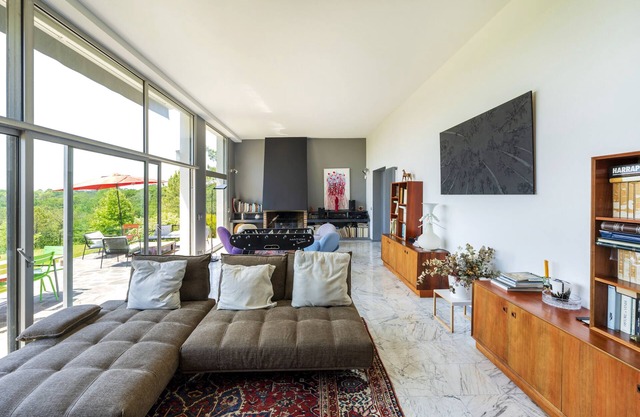 Holiday Home 'Espace, Luxe, Calme Et Nature' with Mountain View and Air Conditioning