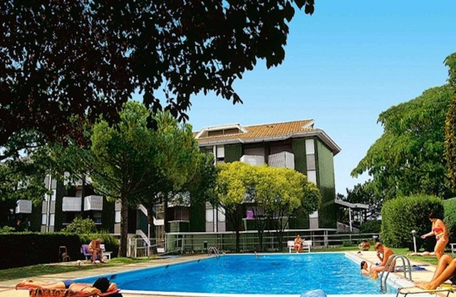 Holiday apartment mit Klimaanlage und Pool