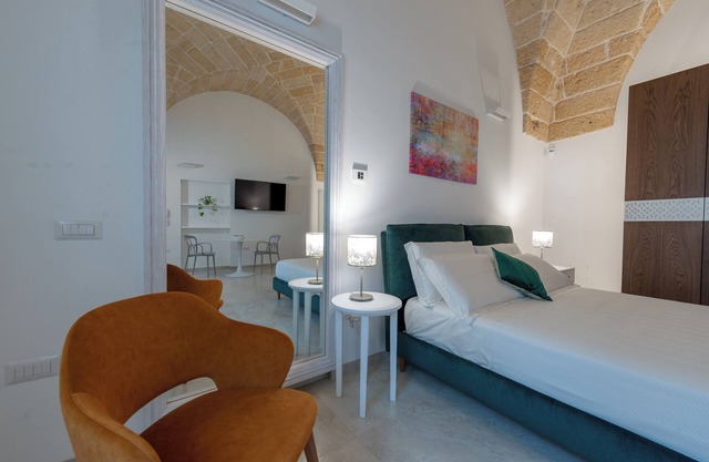 Holiday Apartment "The Secret Door 10" with Private Terrace & Wi-Fi