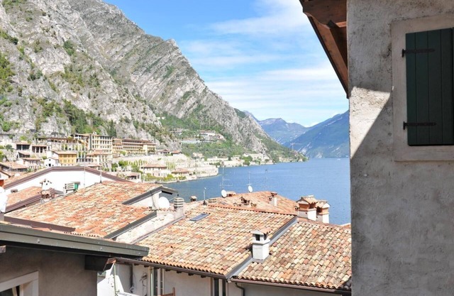 Holiday apartment Limone sul Garda for 1 - 4 persons with 2 bedrooms - Holiday apartment
