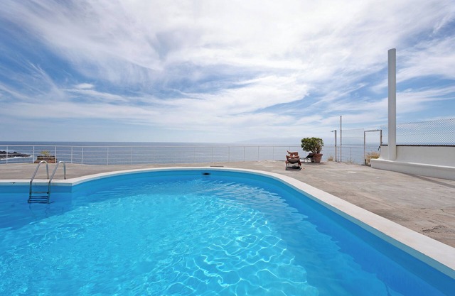 Holiday Apartment "Costa Isora 1" with Sea View, Shared Pool & Wi-Fi