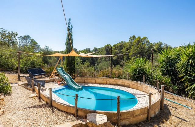 Holiday Apartment "Es Mulí" with Mountain View, Shared Pool & Wi-Fi