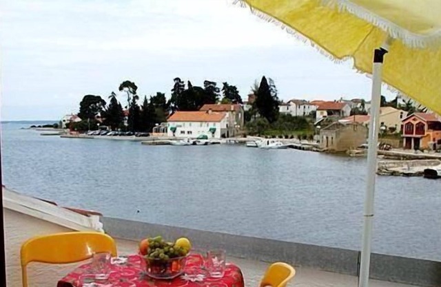 Holiday apartment Lukoran for 1 - 2 persons - Holiday house