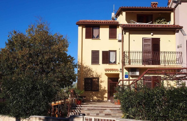 Holiday apartment mit Terrasse und Klimaanlage