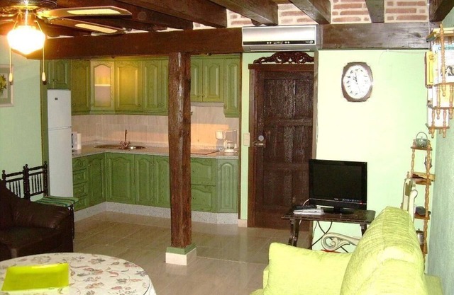Holiday apartment Mombeltran for 2 - 4 persons with 1 bedroom - Holiday house