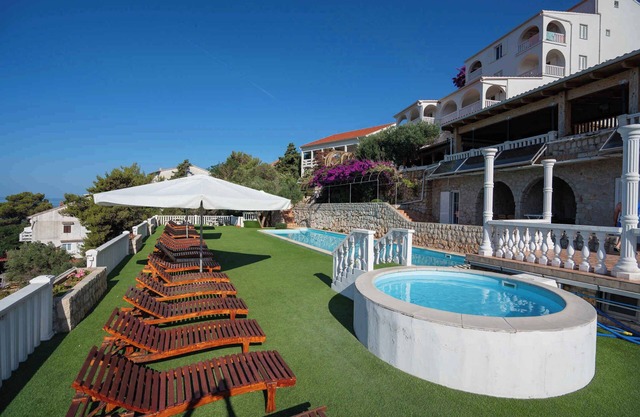 Holiday apartment near the sea