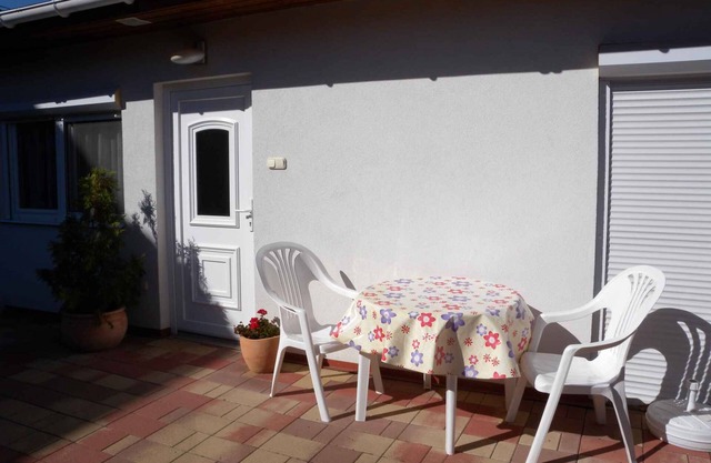 Holiday apartment only 200 m from the thermal baths