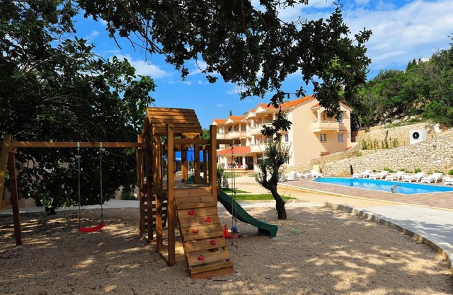 Holiday apartment Potocnica for 1 - 6 persons with 2 bedrooms - Row house