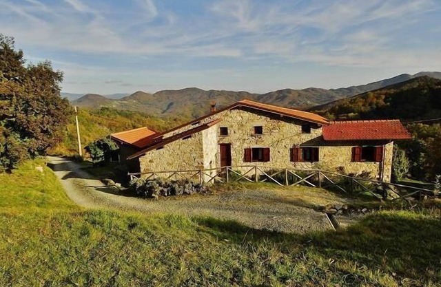 Holiday apartment Tavarone for 2 - 5 persons with 2 bedrooms - Farmhouse