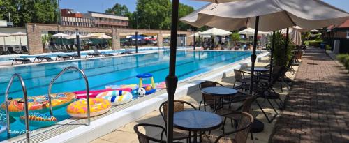Holiday Beach Budapest Wellness Hotel with Sauna Park