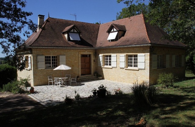 Holiday cottage with 6 bedrooms and swiming pool