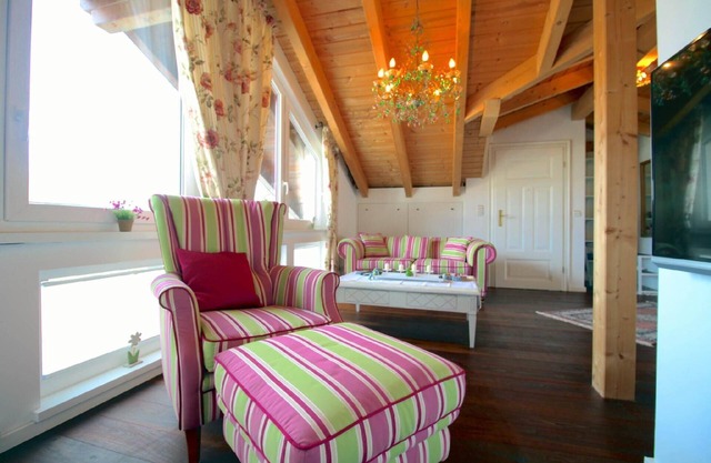 Holiday apartment Garmisch-Partenkirchen for 1 - 2 persons with 1 bedroom - Holiday apartment in one