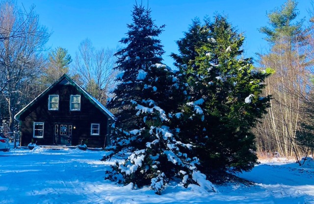 Holiday Hideaway on the Stowe / Morristown Border - Dog and Kid Friendly!