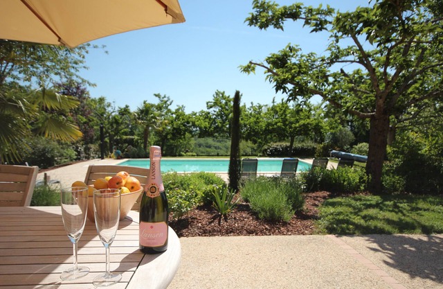 Holiday Home 'Le Forgeron' with Private Garden and Wi-Fi