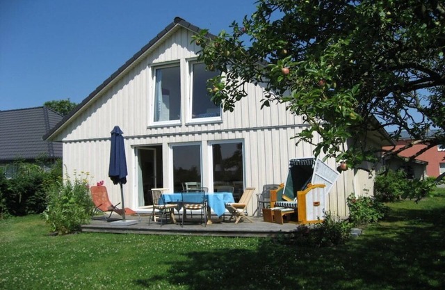 Holiday home beach and nature