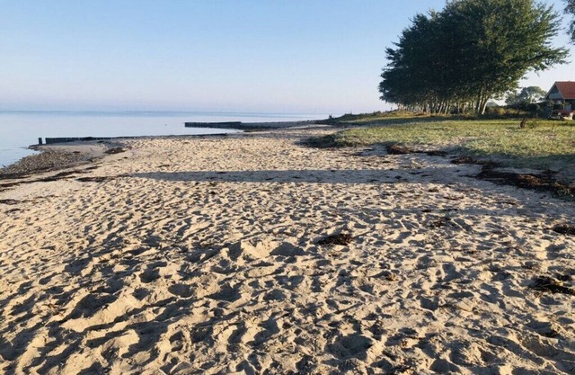 Holiday home beach and nature
