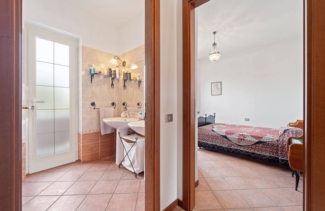 Holiday Home 'Casa del Vento 2' with Shared Garden and Air Conditioning