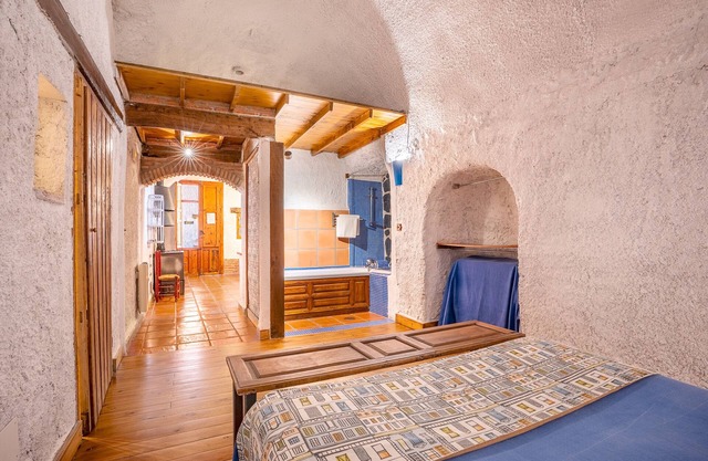 Holiday Home 'Cueva Trigo' with Mountain View, Shared Pool and Wi-Fi