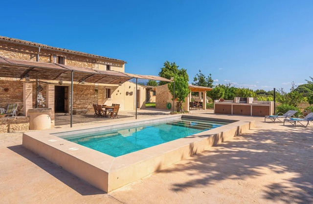Holiday Home Es Verger with Mountain View, Pool, Garden & Terrace