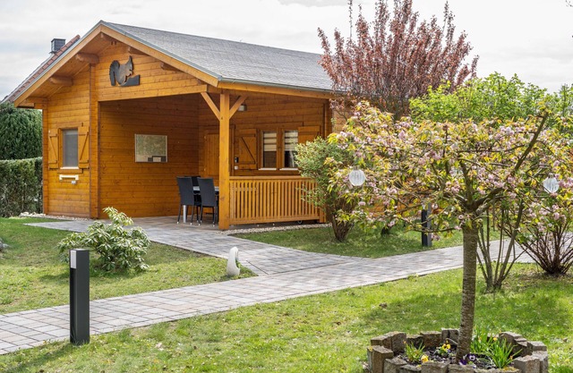 Holiday Home 'Ferienhäuser Familie Täubert' with Private Terrace, Private Garden and Wi-Fi