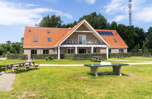 Holiday Home in Nes near Vleijen Area