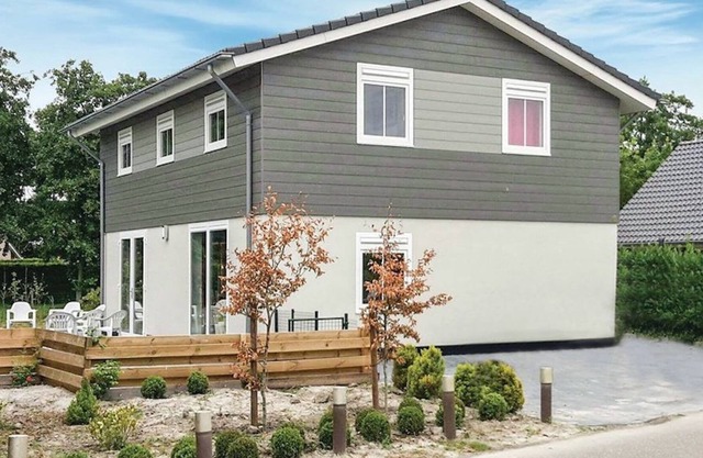 Holiday Home in Tzummarum near Wadden Sea