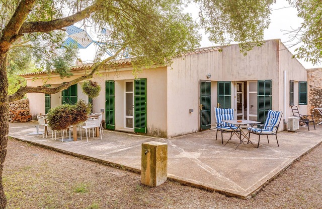 Holiday Home 'Possessio Sa Barrala Gallinero' with Mountain View and Wi-Fi