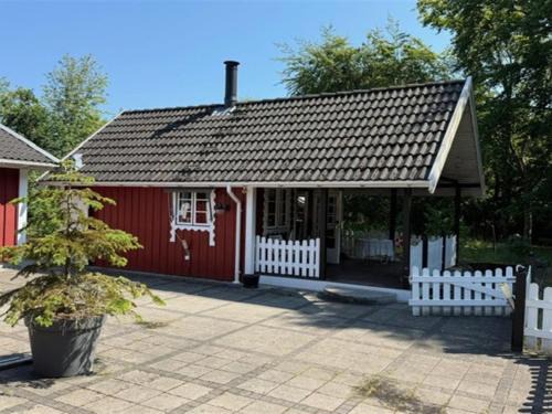 Holiday Home Stig - 1km from the sea by Interhome