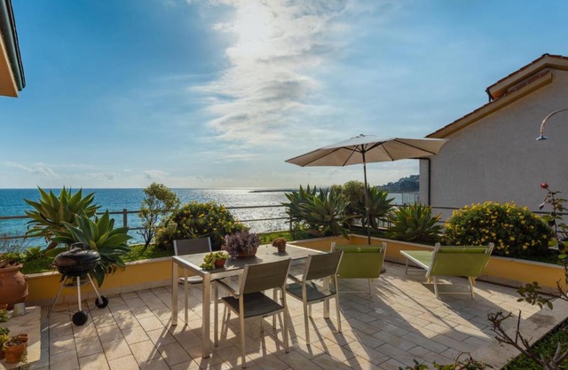 Holiday Home Terrazzo sul Mare by Interhome