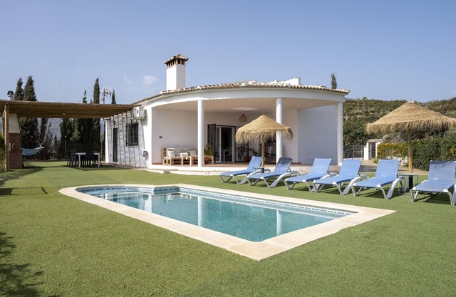Holiday Home 'Villa Aguacate' with Mountain View, Wi-Fi and Air Conditioning