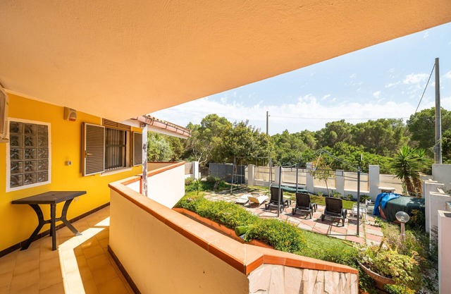 Holiday Home 'Villa Mimosa' with Private Terrace, Private Garden and Air Conditioning