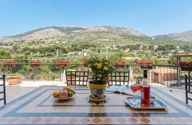 Holiday Home 'Villa Salvatore' with Mountain View, Terrace & Wi-Fi
