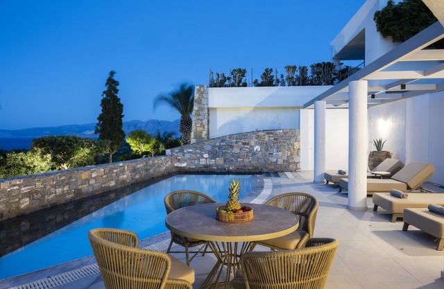 Holiday home with a private pool in Elounda