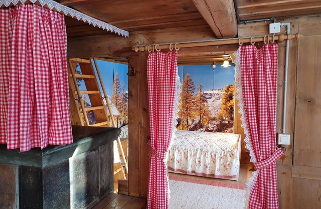 Holiday house Haldi b. Schattdorf for 1 - 8 persons with 3 bedrooms - Detached holiday house