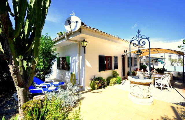 Holiday house in Can Picafort in a central location, 300m to the port, 500m to the beach