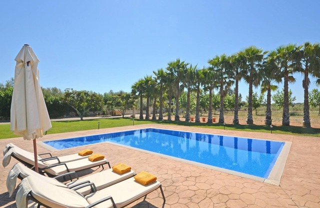 Holiday house Llubí for 1 - 6 persons with 3 bedrooms - Holiday home