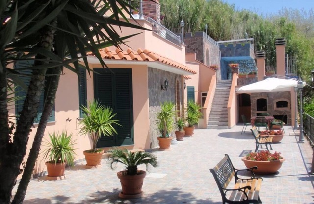 holiday house with pool