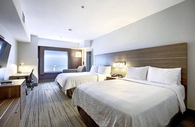 Holiday Inn Express Airport-Calgary by IHG